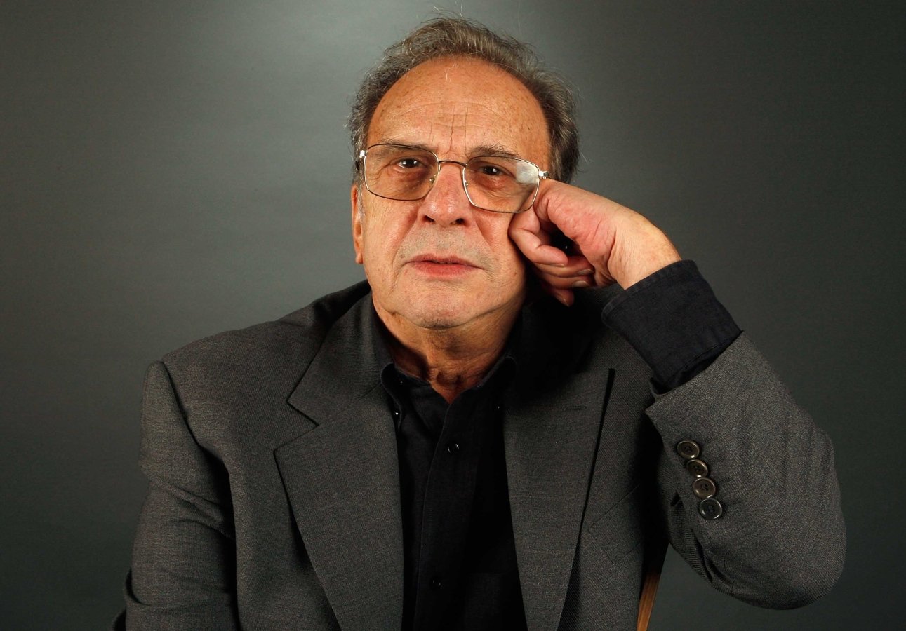 Sir Ronald Harwood v7stjl