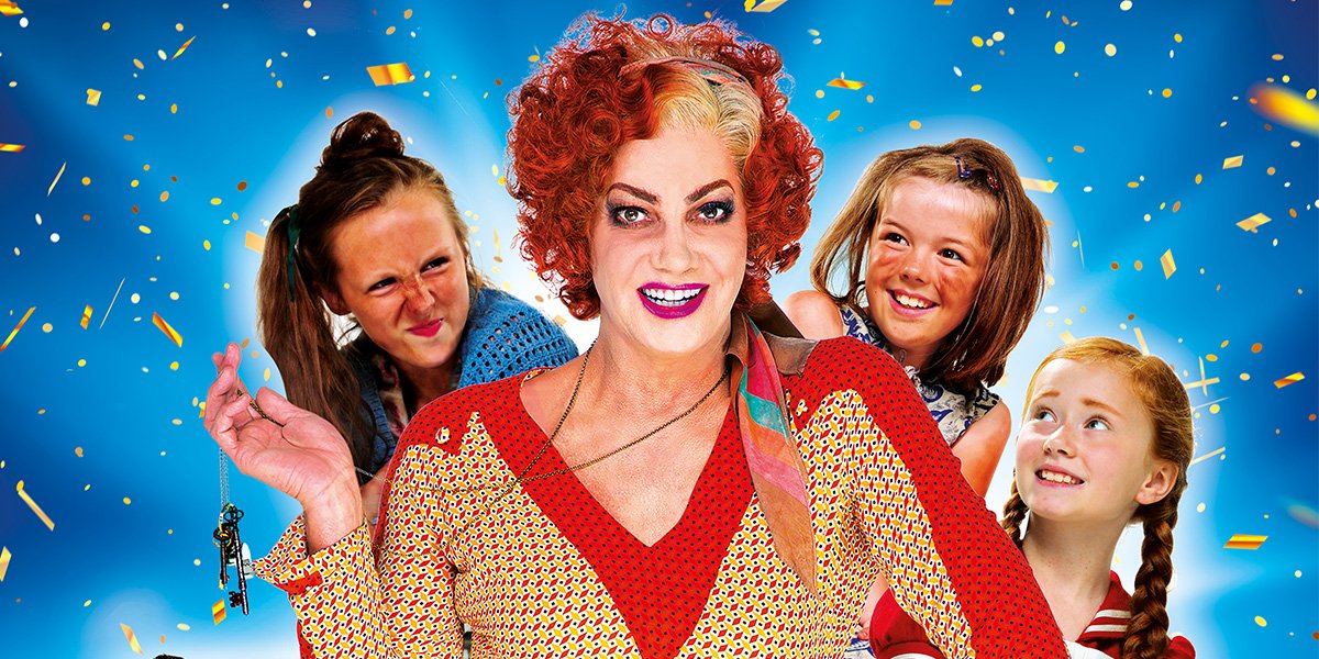 Full cast announced for Annie 2023 UK tour, starring Craig Revel Horwood, Paul O’Grady Elaine C Smith and Jodie Prenger As Miss Hannigan
